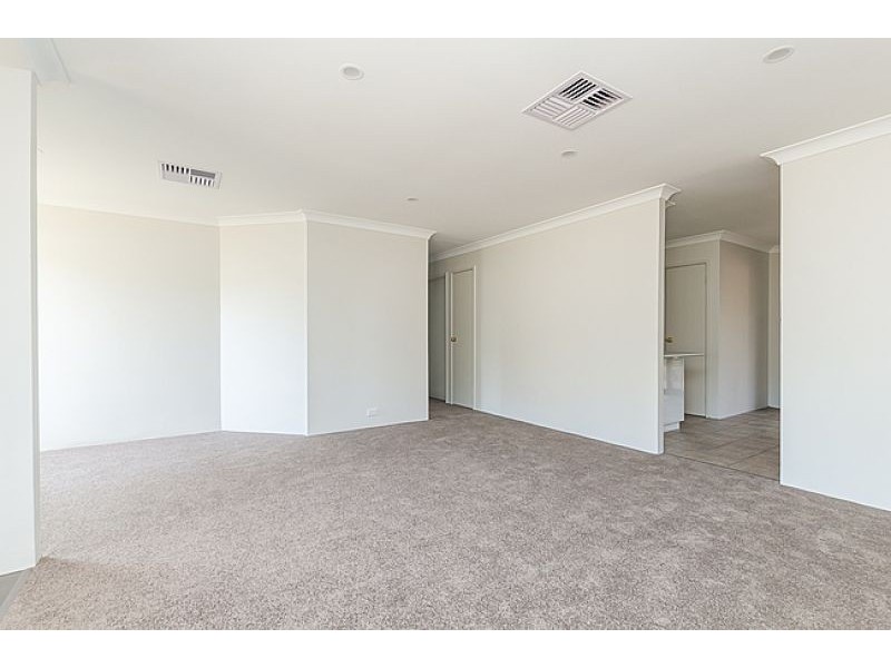 4/106 Broadway, Bassendean WA 6054