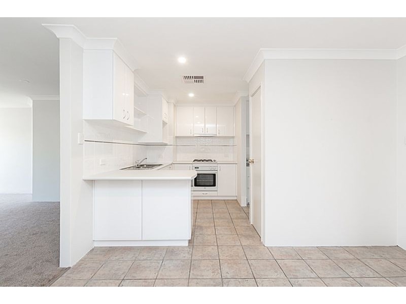 4/106 Broadway, Bassendean WA 6054