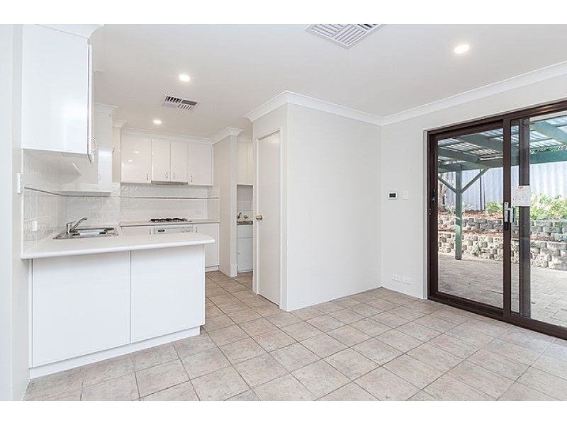4/106 Broadway, Bassendean WA 6054