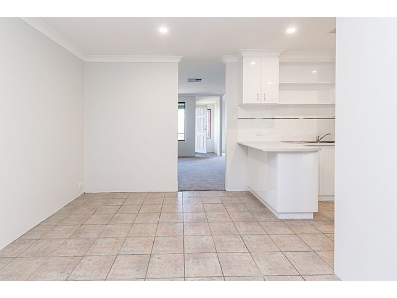 4/106 Broadway, Bassendean WA 6054