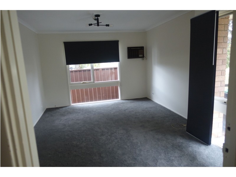 42 Mosely Ave, South Penrith NSW 2750