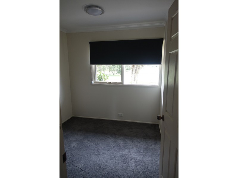 42 Mosely Ave, South Penrith NSW 2750