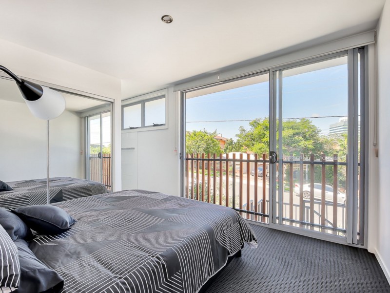 2/15 Gordon St, Milton QLD 4064