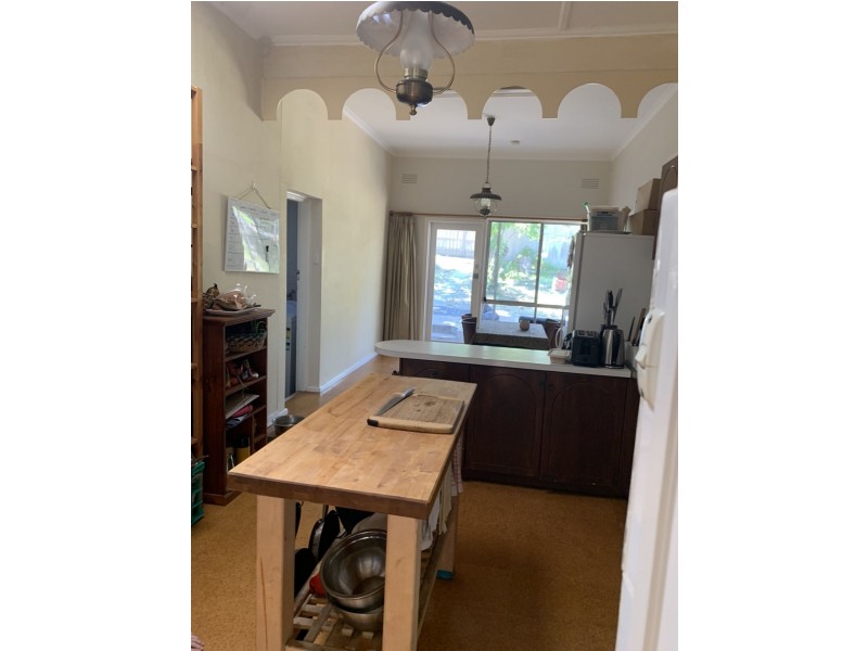 33 Martin Rd, Glen Iris VIC 3146