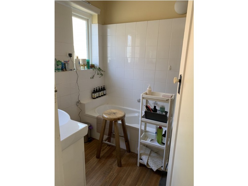 33 Martin Rd, Glen Iris VIC 3146