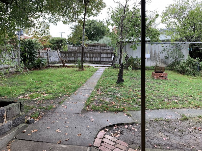 33 Martin Rd, Glen Iris VIC 3146