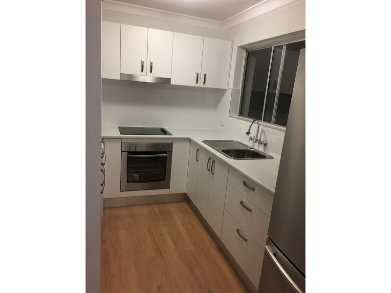 72 Seagull Ave, Mermaid Beach QLD 4218