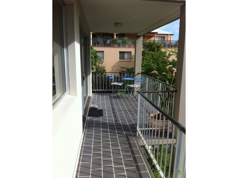 72 Seagull Ave, Mermaid Beach QLD 4218