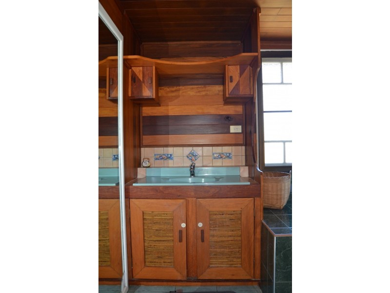 Railway Estate QLD 4810