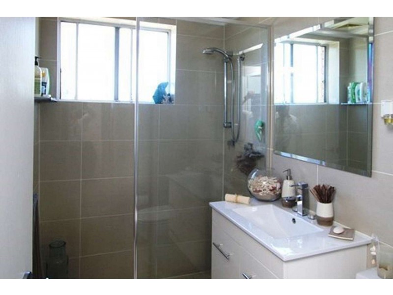 12/5 St Albans Rd, Kingsgrove NSW 2208