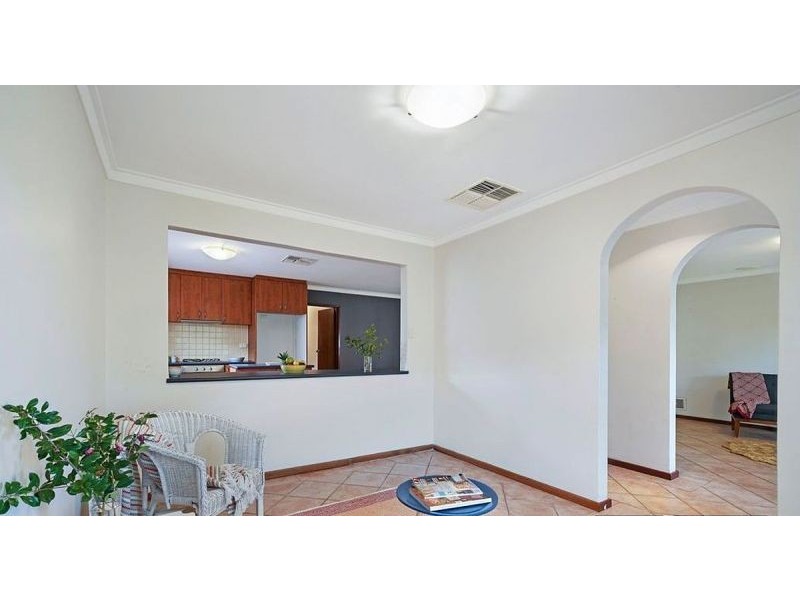 22 Stokes St, White Gum Valley WA 6162