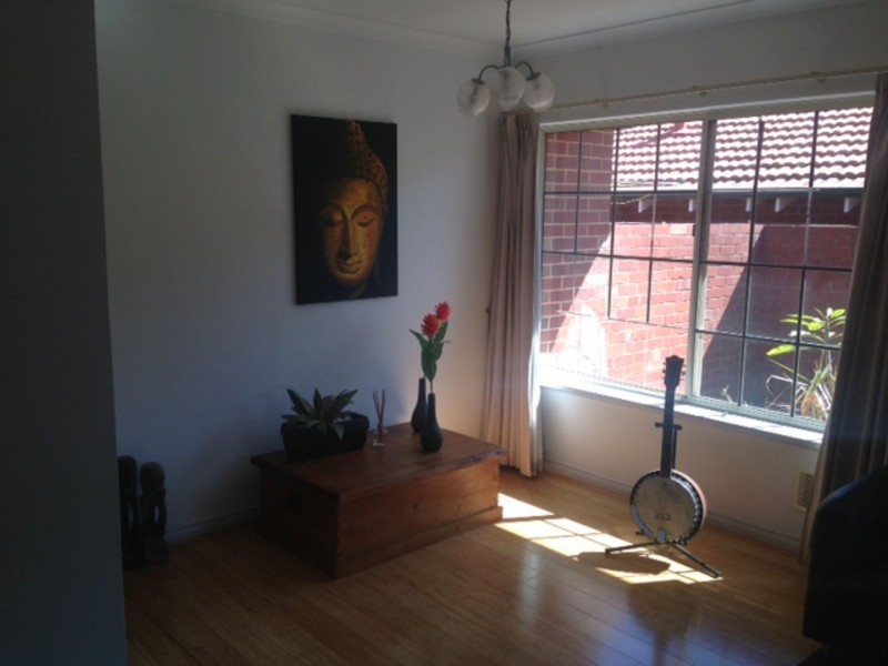 23 Nicholl St, Daglish WA 6008