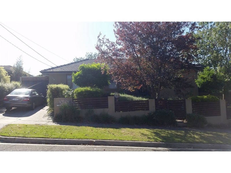 19 Barry St, Watsonia VIC 3087