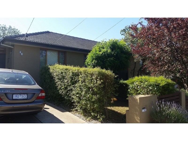 19 Barry St, Watsonia VIC 3087