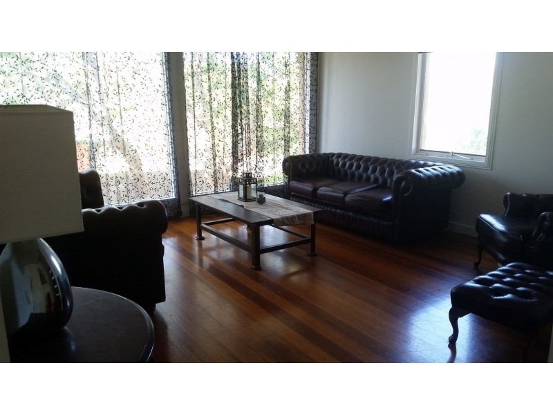 19 Barry St, Watsonia VIC 3087