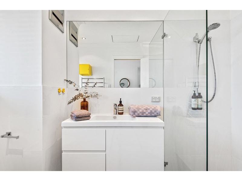 10/11-17 Princes St, Cottesloe WA 6011