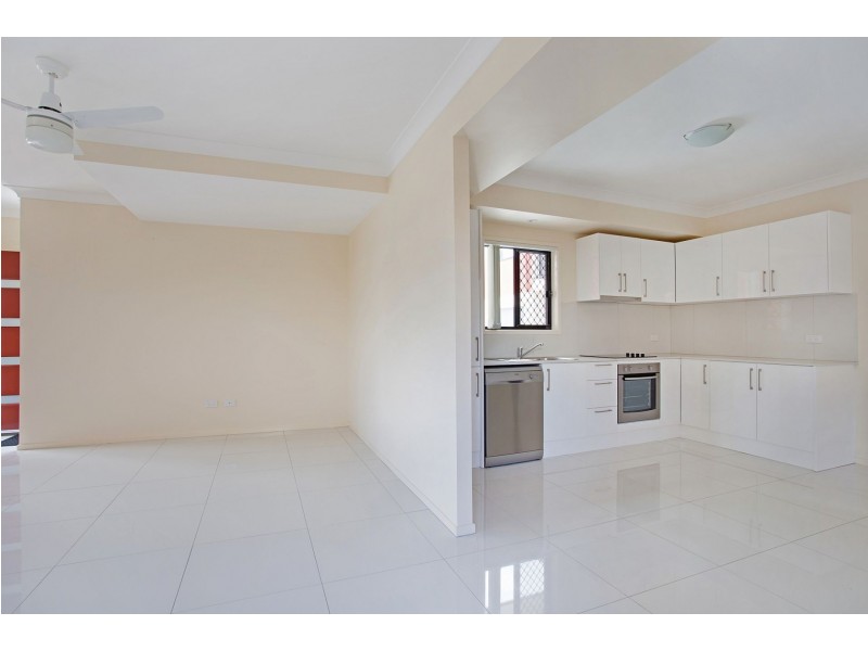 3/24 Mortimer St, Caboolture QLD 4510