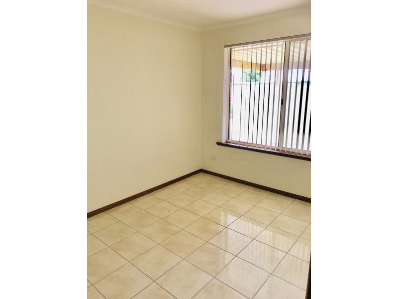 12 Winham Ave, Old Reynella SA 5161