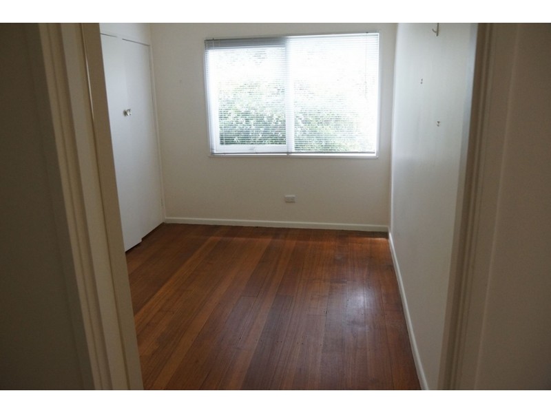 5 Amboina Ave, Mitcham VIC 3132