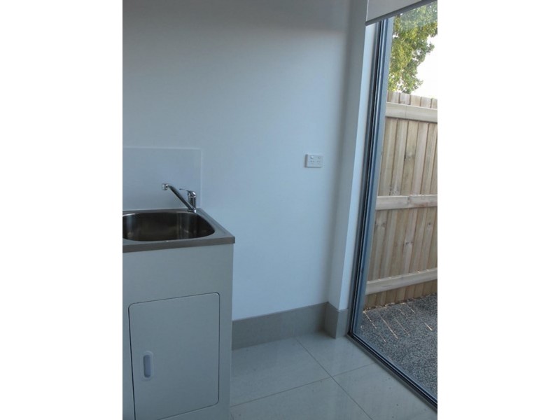 17/25-27 Passage St, Cleveland QLD 4163