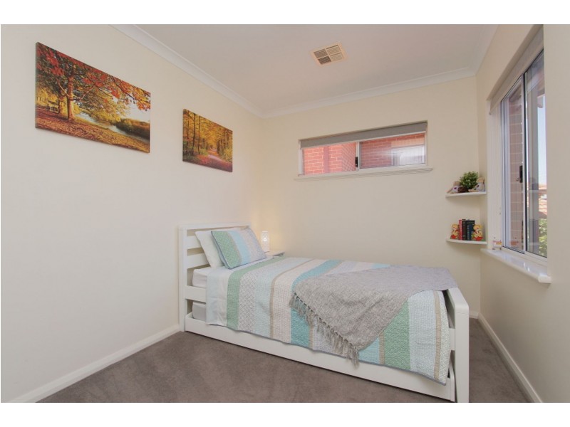 1/8-10 Salford St, Victoria Park WA 6100