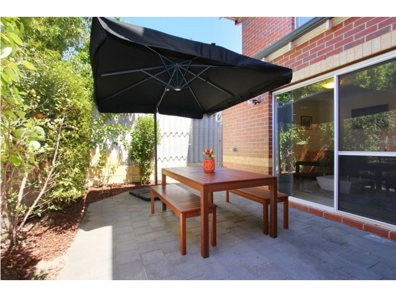 1/8-10 Salford St, Victoria Park WA 6100