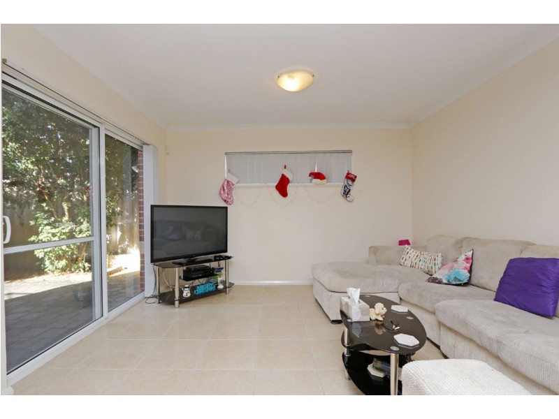 8/8-10 Salford St, Victoria Park WA 6100
