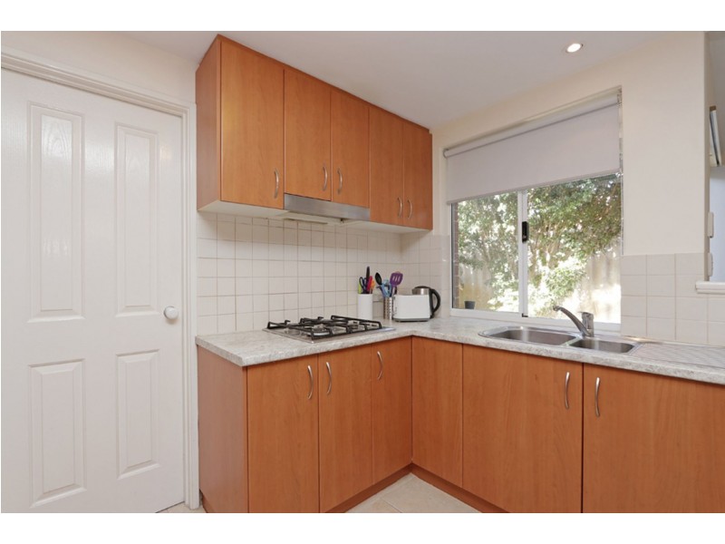8/8-10 Salford St, Victoria Park WA 6100