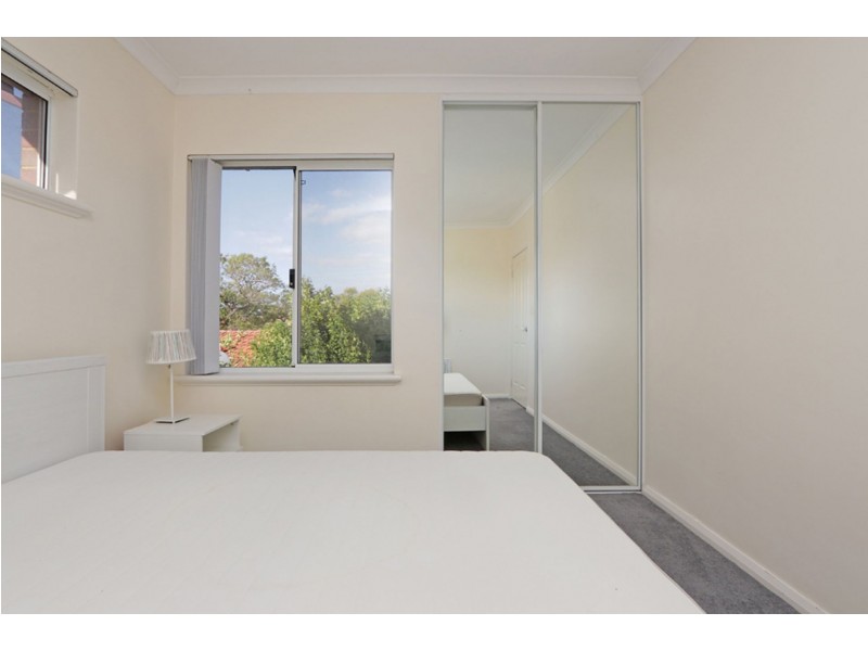 8/8-10 Salford St, Victoria Park WA 6100