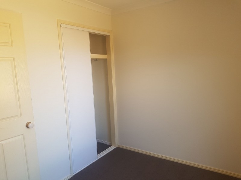 23 Park Cl, Hillcrest QLD 4118