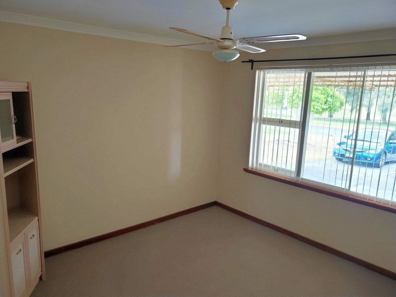 77 Woodhall St, Stirling WA 6021