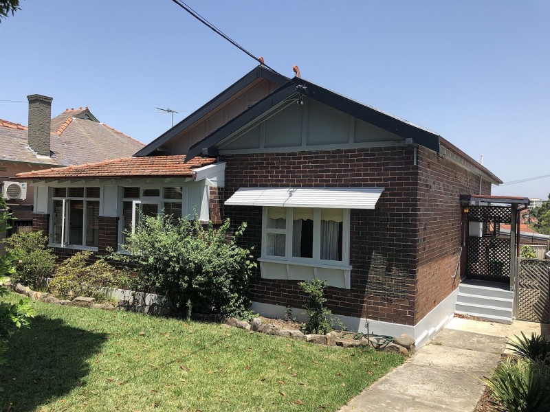 Russell Lea NSW 2046