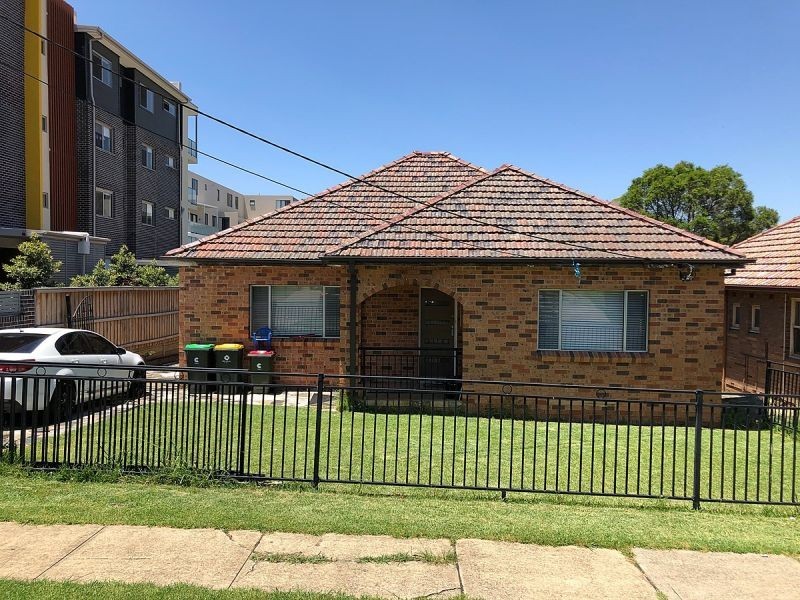 21 Robilliard St, Mays Hill NSW 2145