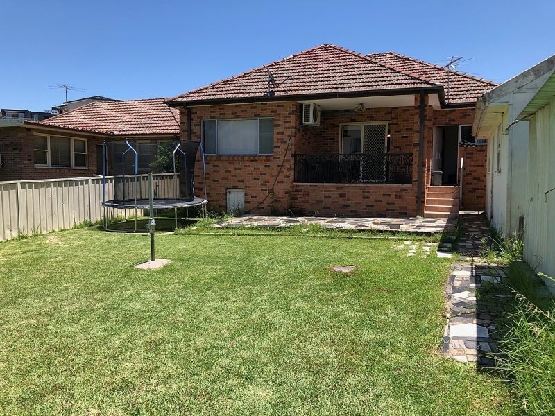 21 Robilliard St, Mays Hill NSW 2145