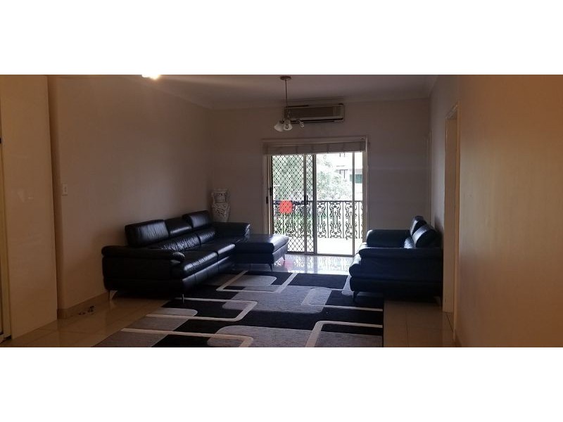 21 Robilliard St, Mays Hill NSW 2145