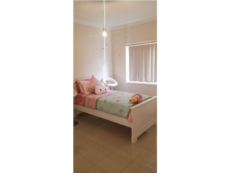 21 Robilliard St, Mays Hill NSW 2145