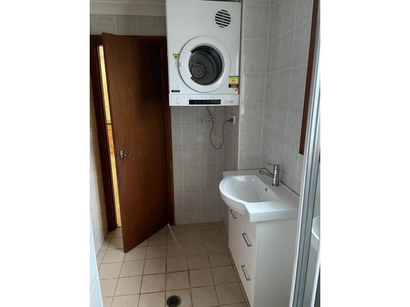 31A Alexandra Ave, Westmead NSW 2145