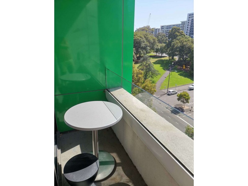 602/139 Bouverie St, Carlton VIC 3053