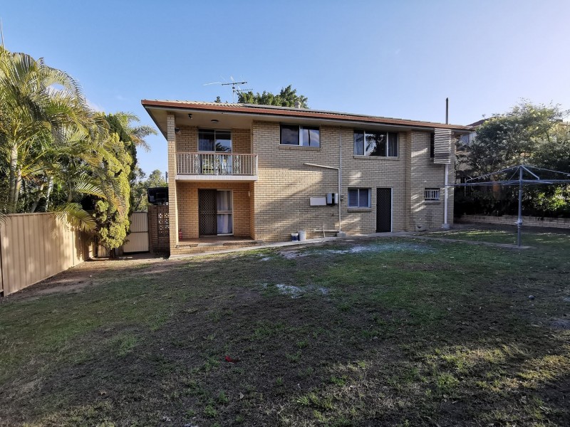 10 Fernshaw St, Macgregor QLD 4109