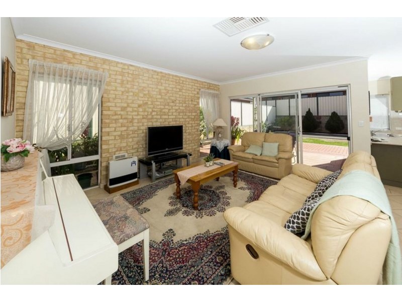 7 Wakehurst Loop, Success WA 6164