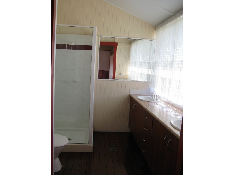 5 Fraser St, Kilkivan QLD 4600