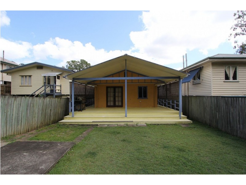 20 Salisbury St, Indooroopilly QLD 4068