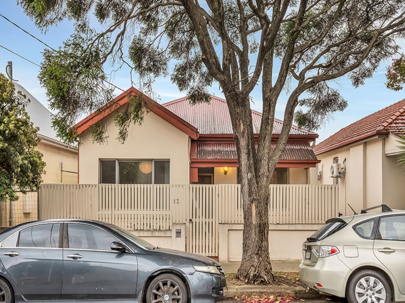 13 Lymerston St, Tempe NSW 2044