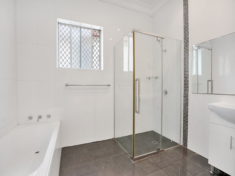 13 Lymerston St, Tempe NSW 2044