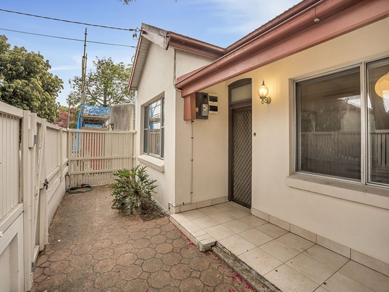 13 Lymerston St, Tempe NSW 2044