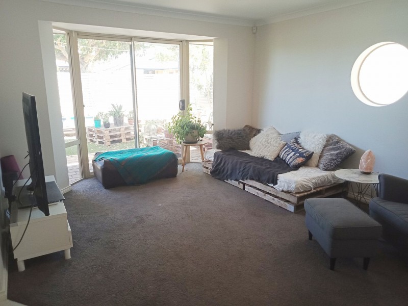 229 Grand Prom, Doubleview WA 6018