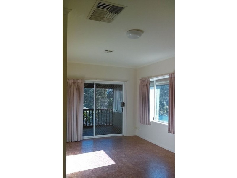 67 Honeysuckle St, Ironbark VIC 3550