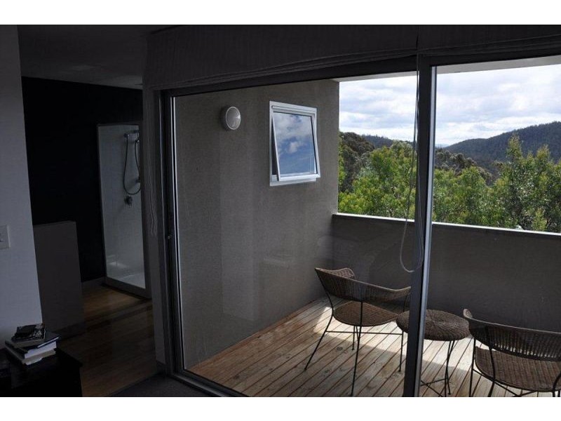 519a Huon Rd, South Hobart TAS 7004