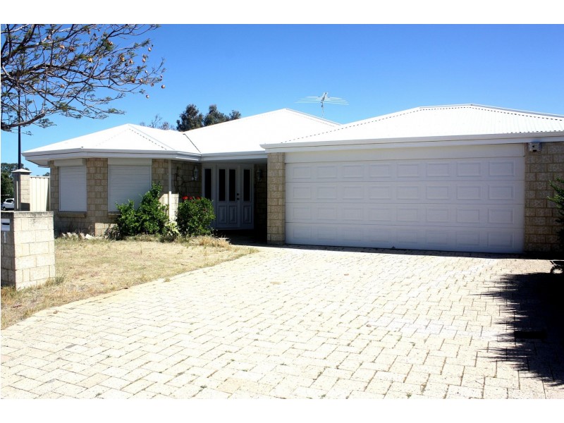 1 Innesvale Way, Carramar WA 6031