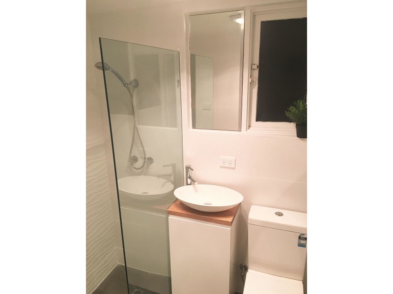 1/151 Glen Huntly Rd, Elwood VIC 3184